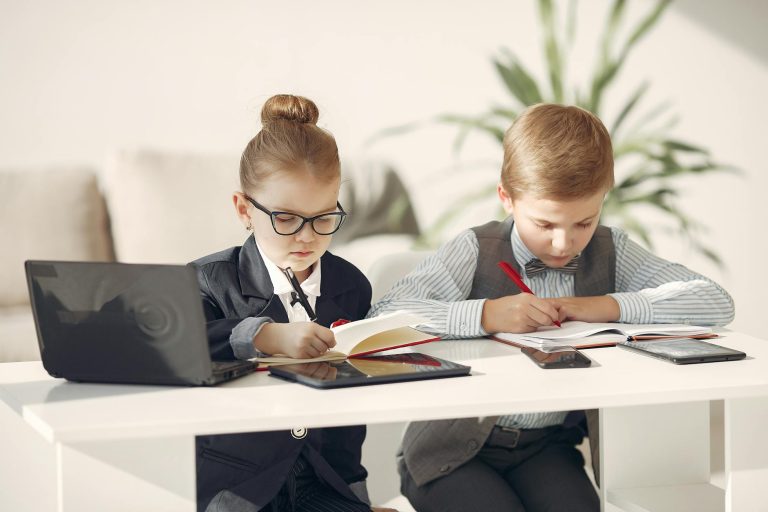 Educação Financeira para Crianças: Ensine Seu Filho a Prosperar